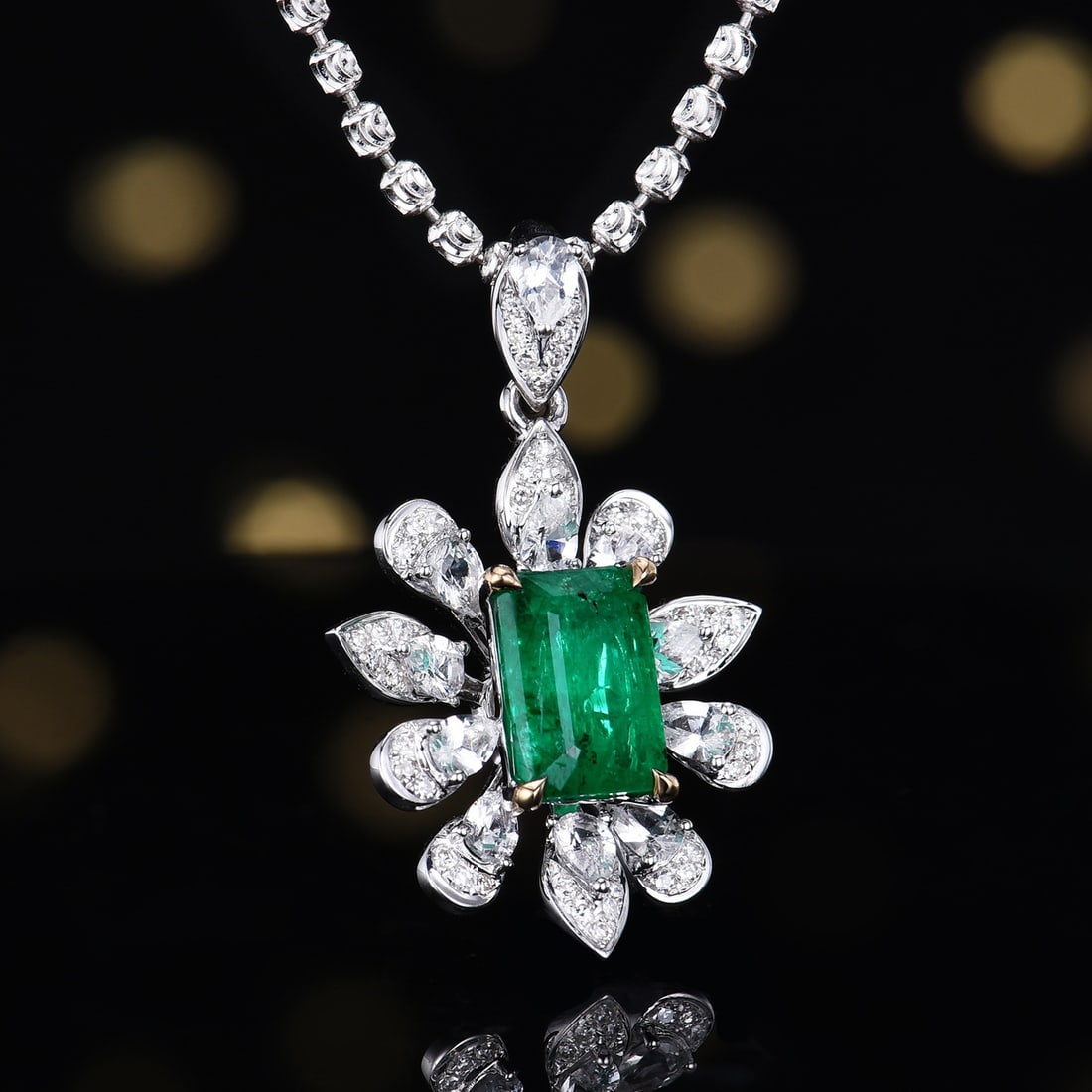 14k Gold 1.30 Ctw Vivid Green Natural Emerald & Diamond Pendant( Without Chain ): Ref:231128182 // gold content:14k gold // main gemstone:emerald // shape:octagonal // carat weight:1. 19ct // color:vivid green // treatment:natural // // adjacent gemstone 2 : diamond // number of st