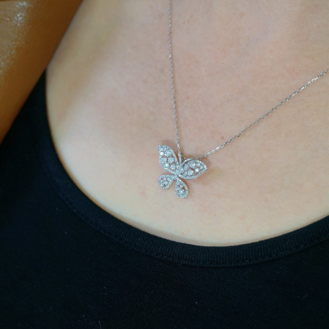 14k Gold 0.88 Ct Natural H Diamond & Butterfly Necklace - 2