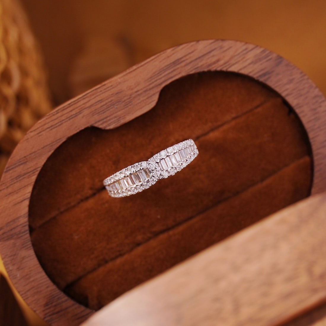 14k Gold 0.68 Ct Natural H Diamond Ring - 2