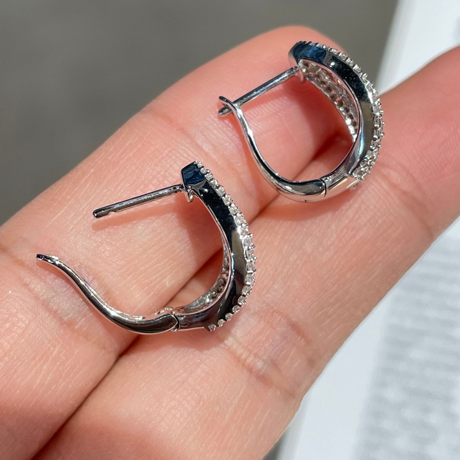 14k Gold 0.8 Ct Natural H Diamond Earrings - 2