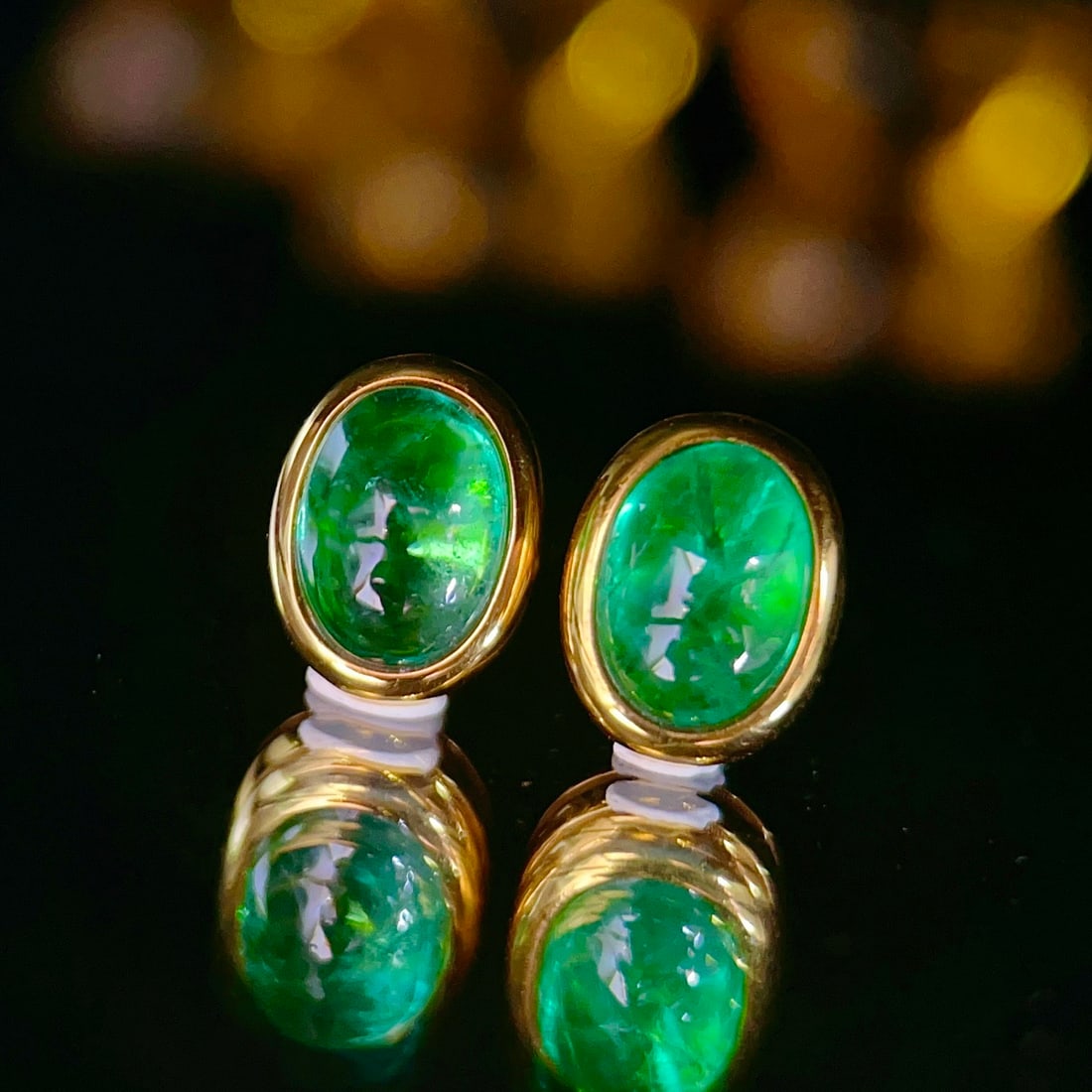 14k Gold 2.1 Ct Natural Emerald Earrings - 3