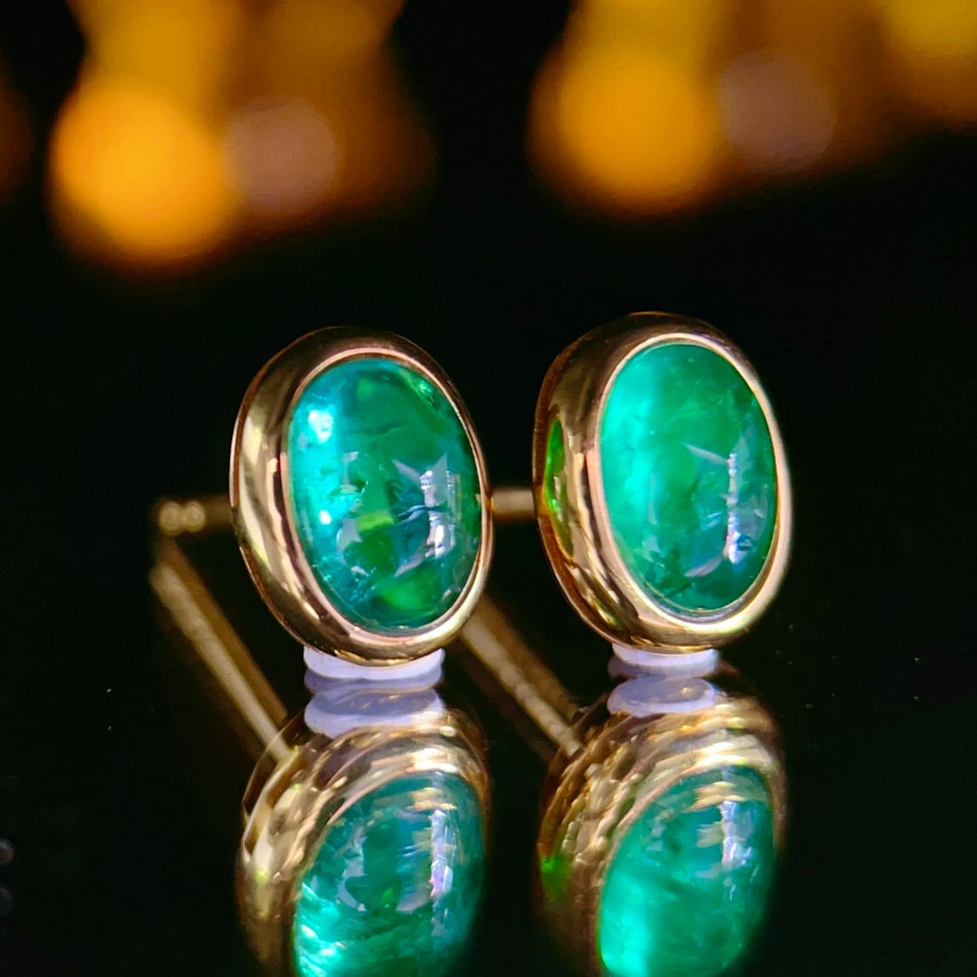 14k Gold 2.1 Ct Natural Emerald Earrings - 4