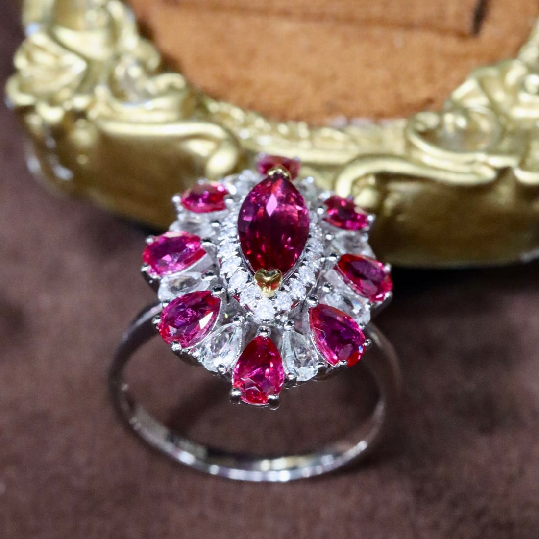 14k Gold 0.86 Ctw Natural Ruby & Diamond Ring - 4