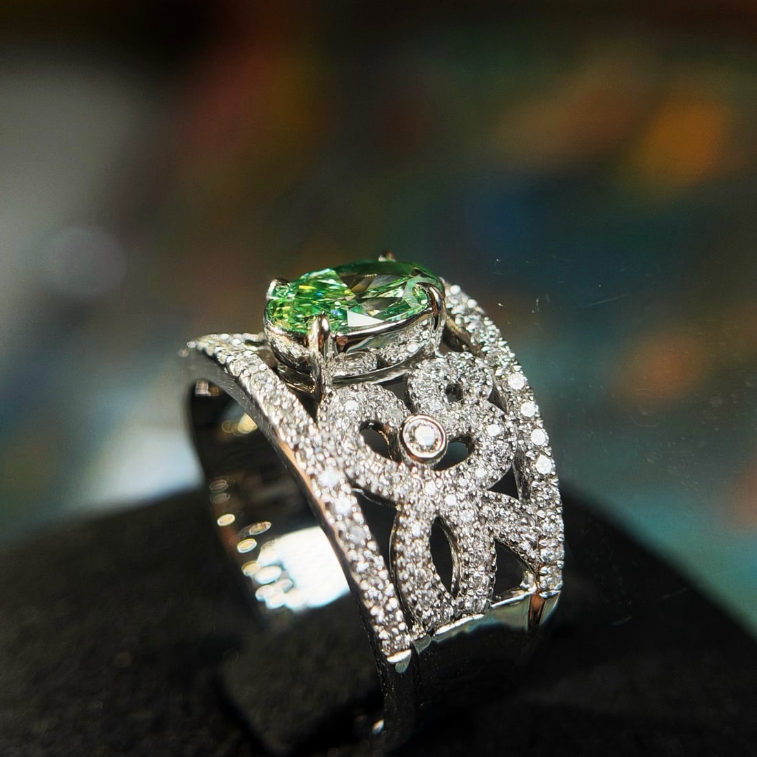 14k Gold 1.42 Ctw Natural Green Diamond & Diamond Ring - 4