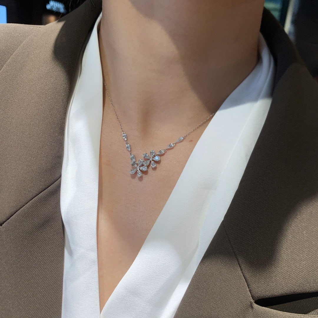 14k Gold 0.6 Ct Natural H Diamond Necklace - 7