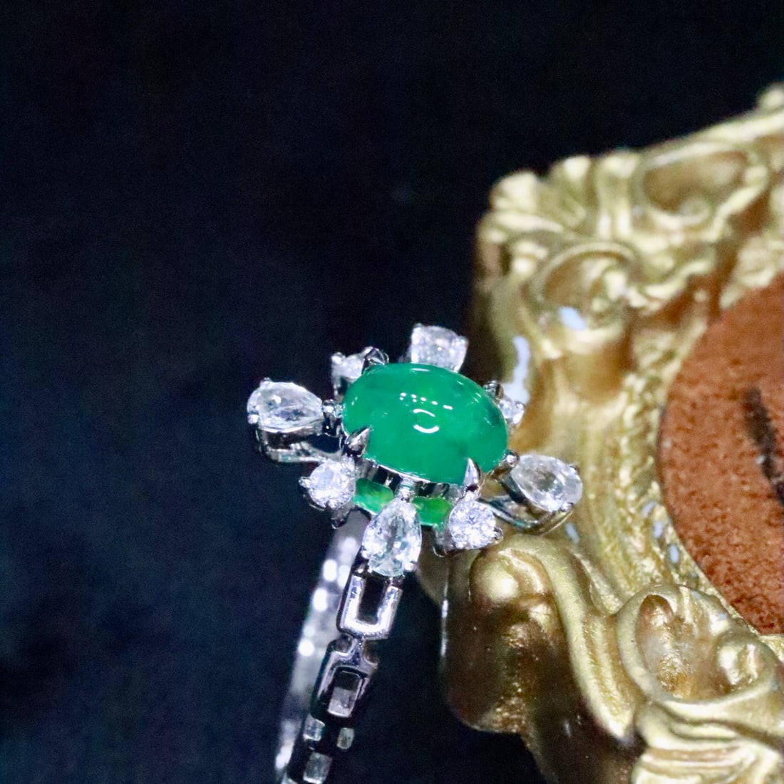 14k Gold 0.66 Ctw Natural Emerald & Diamond Ring - 3