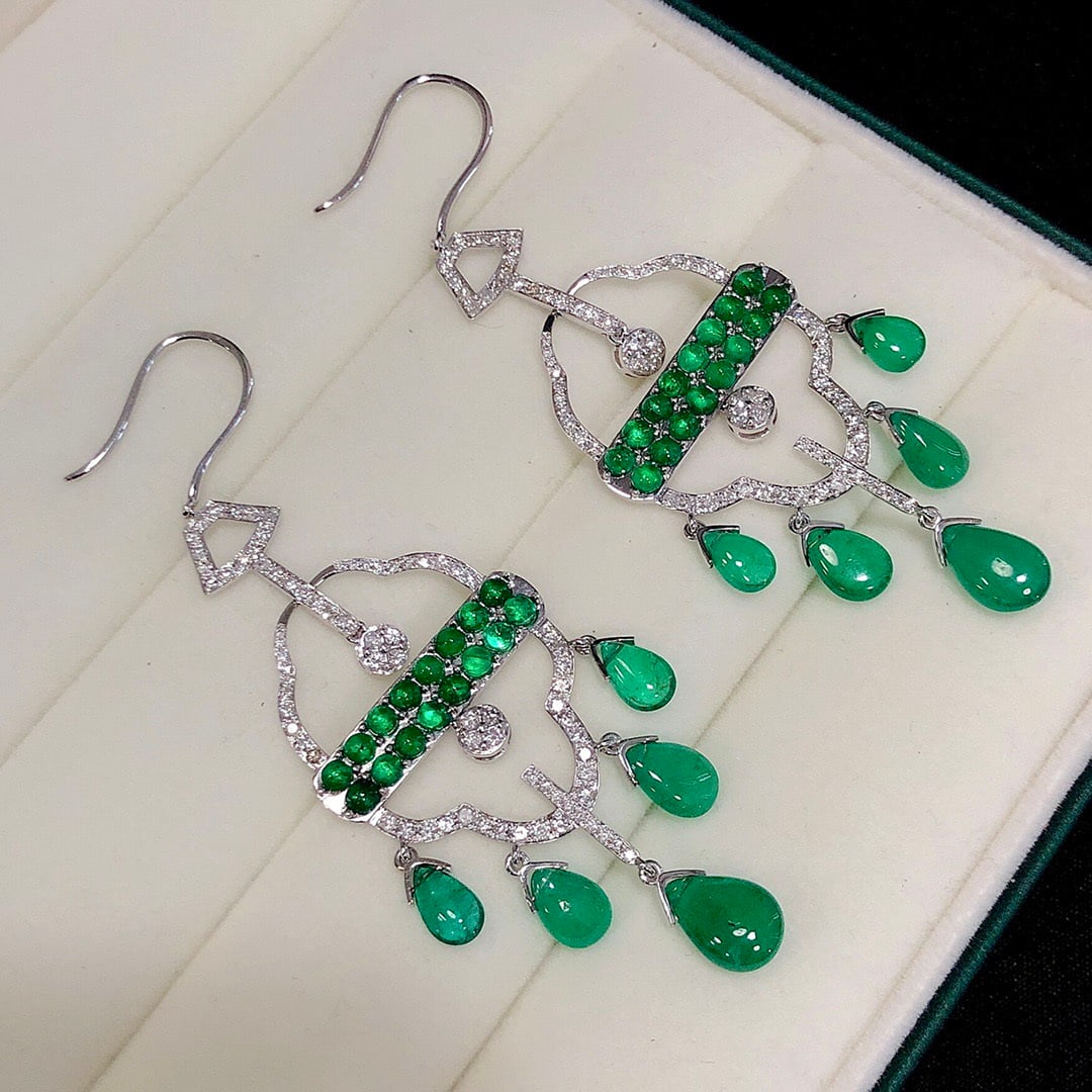 14k Gold 14.17 Ctw Natural Emerald & Diamond Earrings - 3