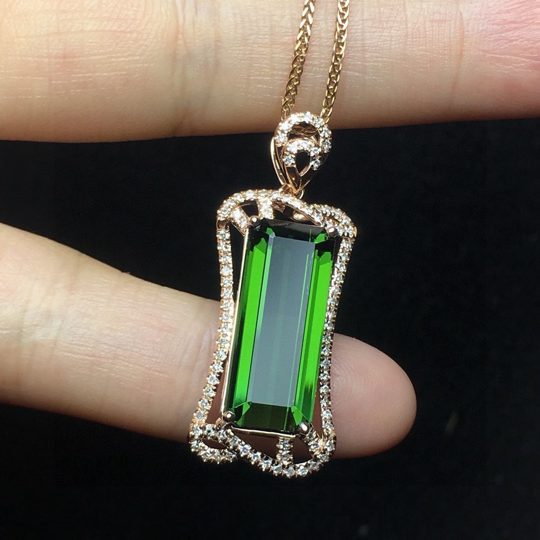 14k Gold 7.82 Ct Natural Tourmaline & Diamond Pendant( Without Chain ) - 2