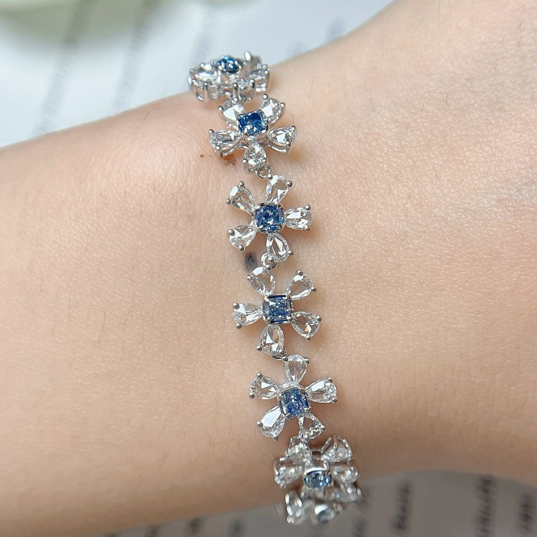 14k Gold 6.83 Ctw Natural Blue Diamond & Diamond Bracelet - 3