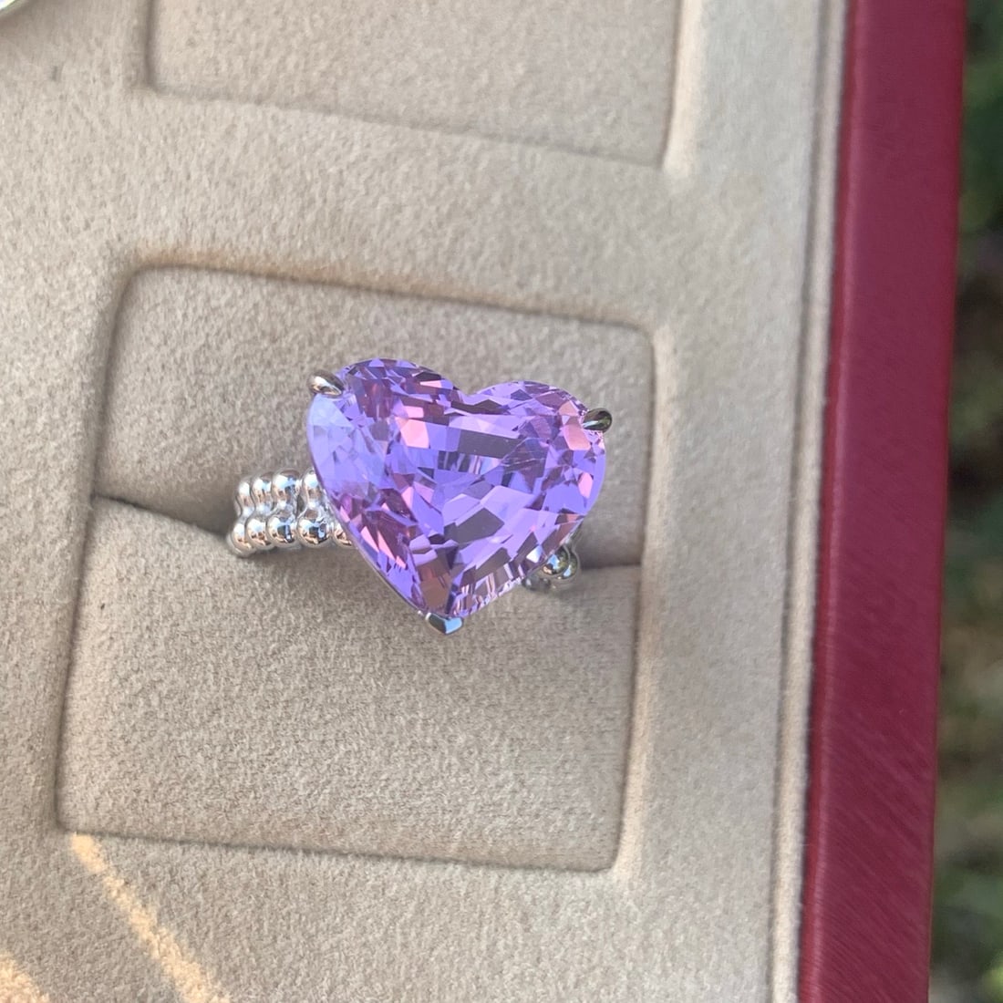 14k Gold 11.59 Ct Natural Kunzite Ring - 9