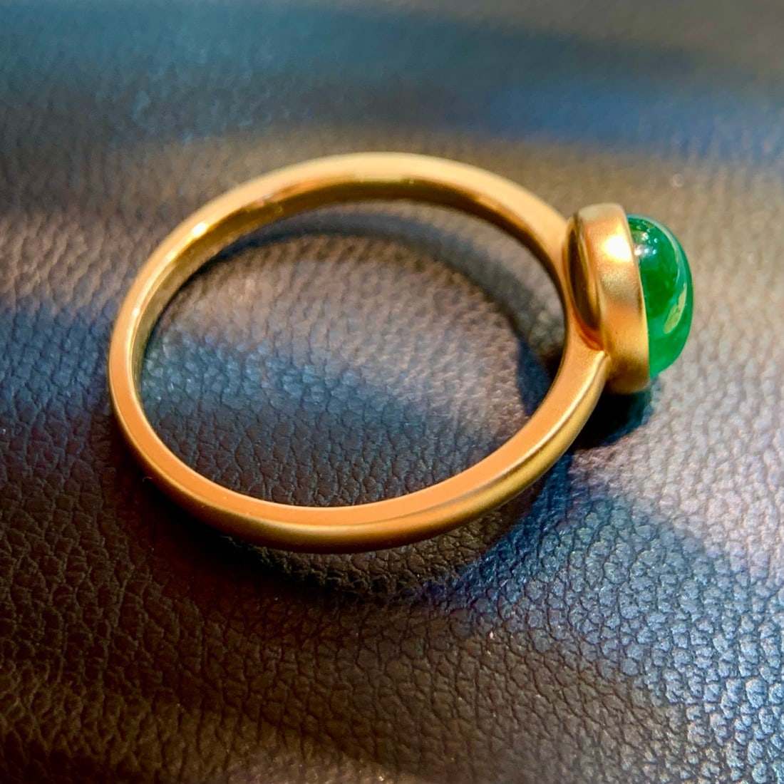 14k Gold 1.23 Ct Natural Emerald Ring - 3