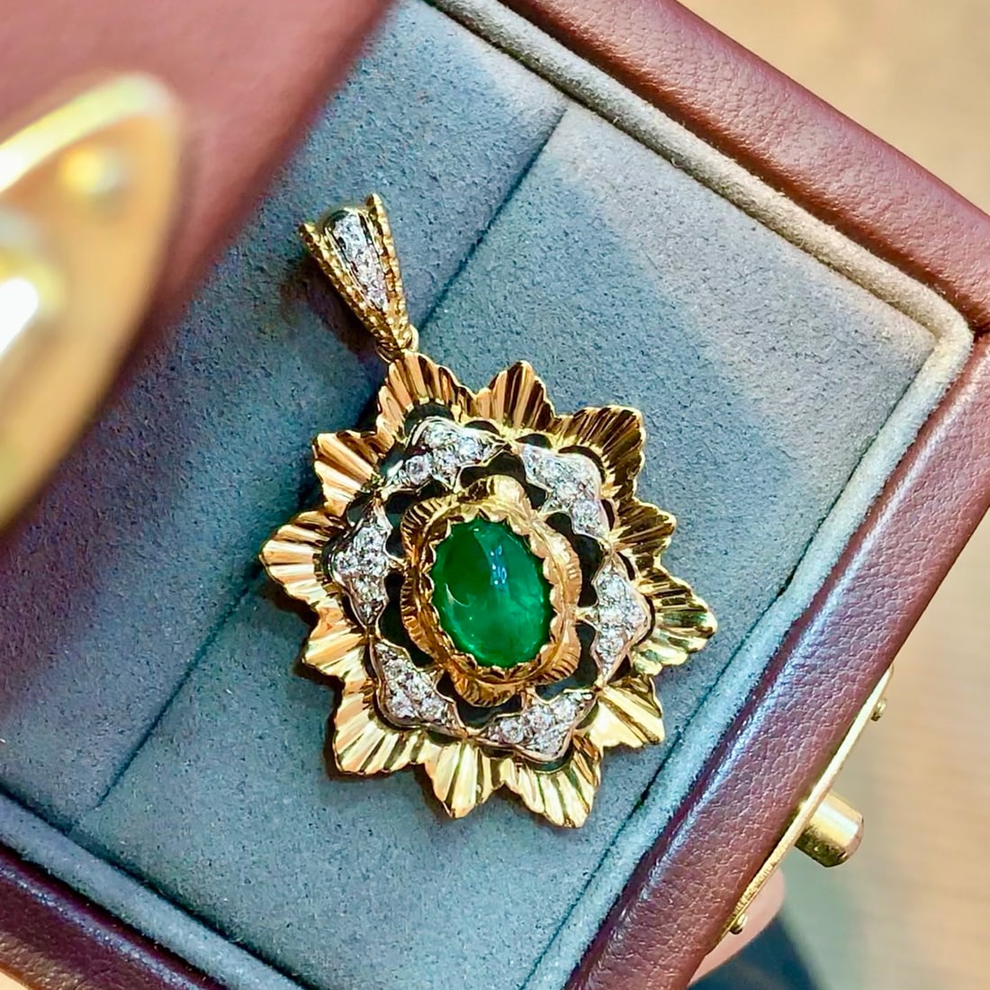 14k Gold 2.38 Ctw Vivid Green Natural Emerald & Diamond Pendant( Without Chain ) - 2
