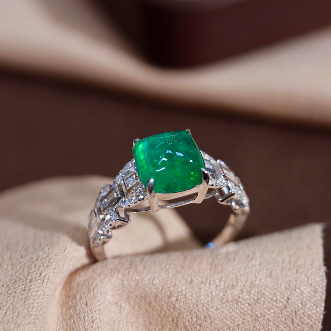 14k Gold 2.78 Ctw Natural Emerald & Diamond Ring - 4