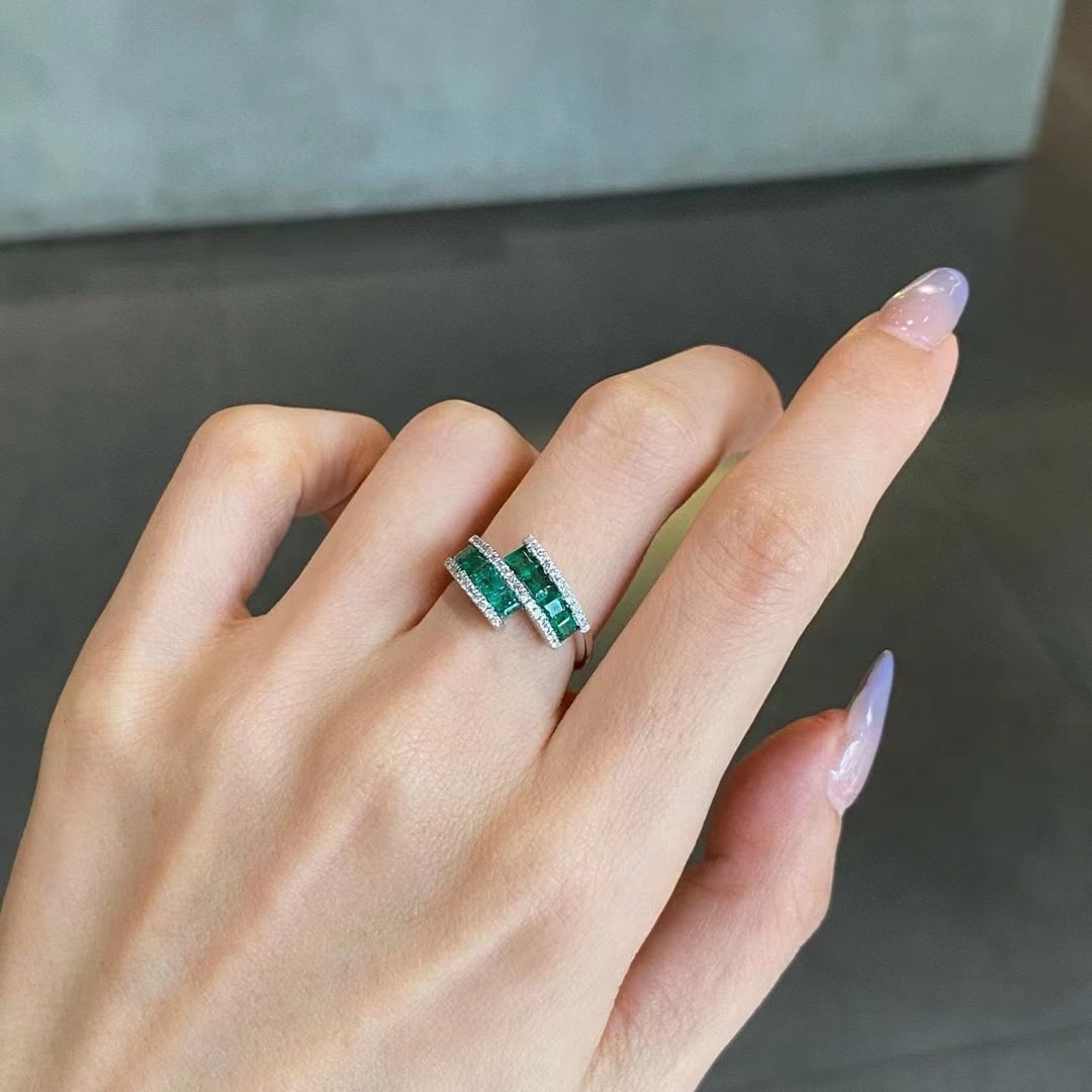 14k Gold 1 Ct Natural Emerald & Diamond Ring - 5