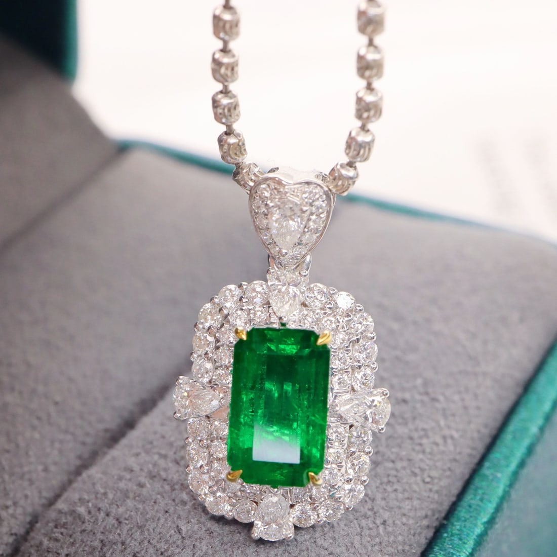 14k Gold 2.11 Ctw Vivid Green Natural Emerald & Diamond Pendant( Without Chain ) (1 of 6)