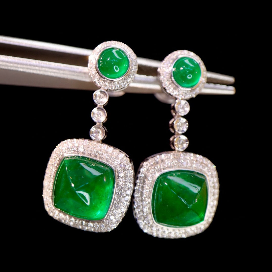 14k Gold 6.59 Ctw Vivid Green Natural Emerald & Diamond Earrings - 3