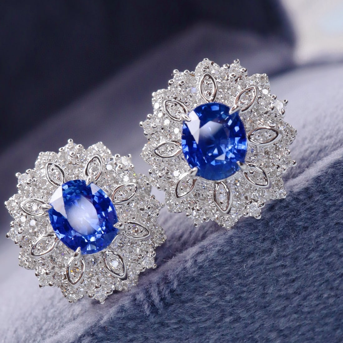 14k Gold 2.26 Ctw Natural Sapphire & Diamond Earrings - 2