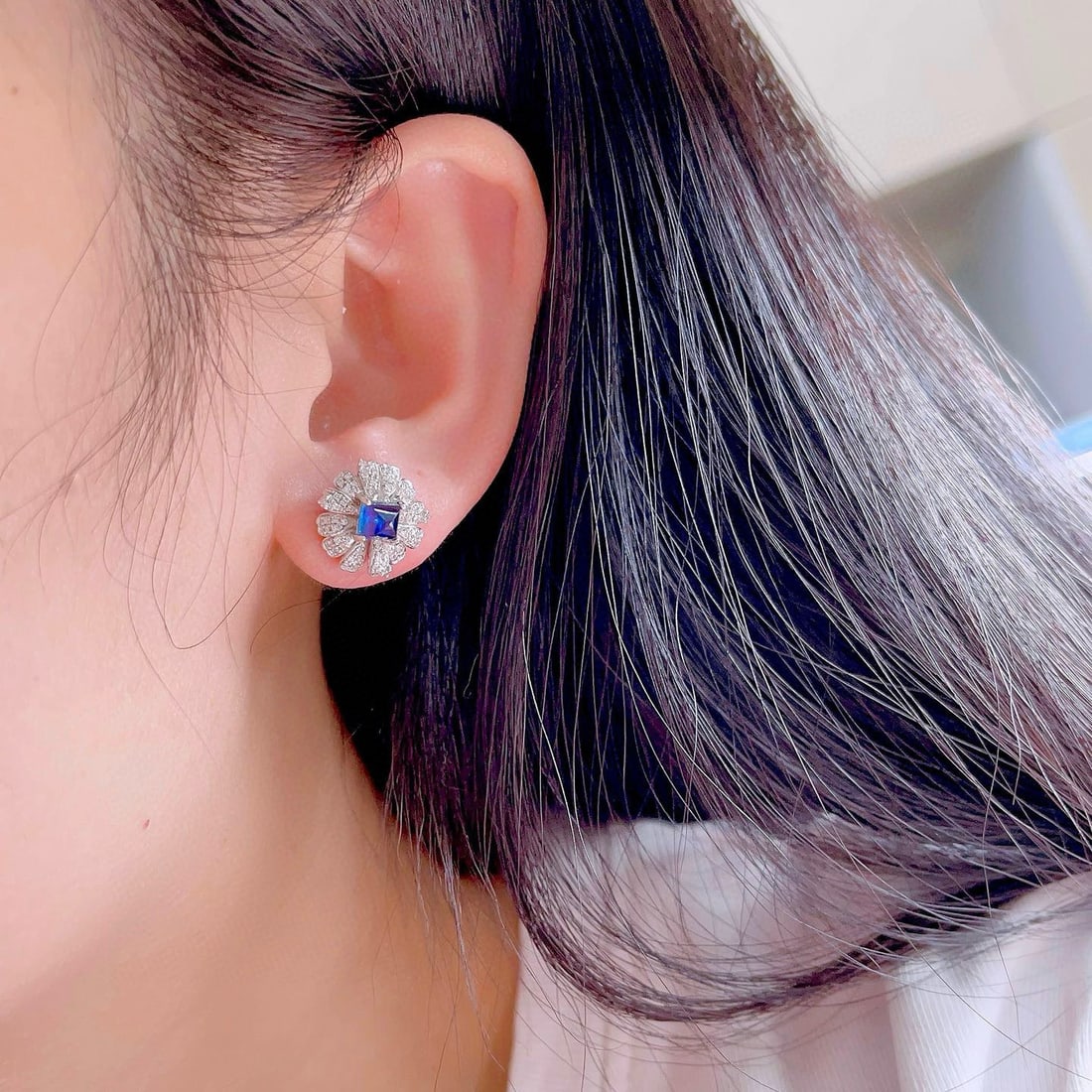 14k Gold 2.01 Ctw Natural Sapphire & Diamond & Flowers Earrings - 4