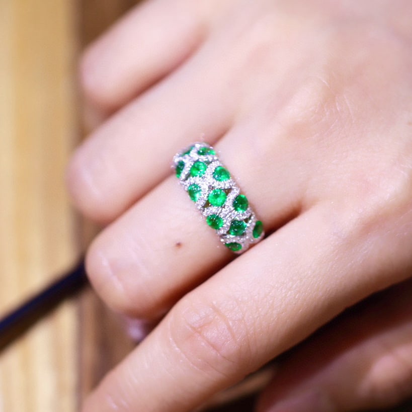 14k Gold 1.72 Ctw Vivid Green Natural Emerald & Diamond Ring - 2