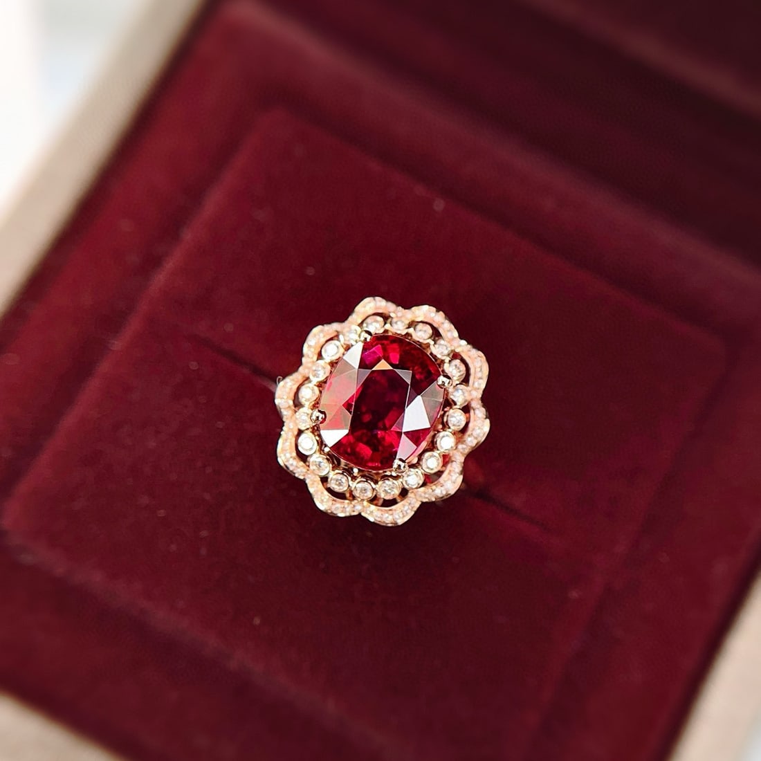 14k Gold 4.55 Ctw Natural Tourmaline & Diamond Ring: Ref:230941086 // gold content:14k gold // ring size:7. 25us // // main gemstone:tourmaline // shape:cushion // carat weight:4. 25ct // color:red // treatment:natural // // adjacent gemstone 2 : diamon