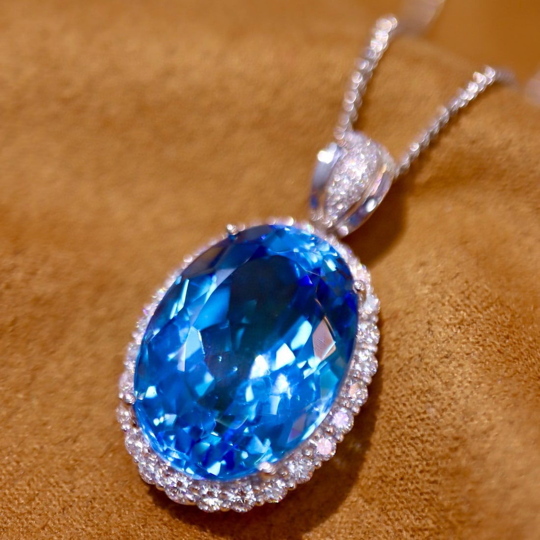 14k Gold 18.24 Ctw Natural Topaz & Diamond Pendant( Without Chain ) - 2