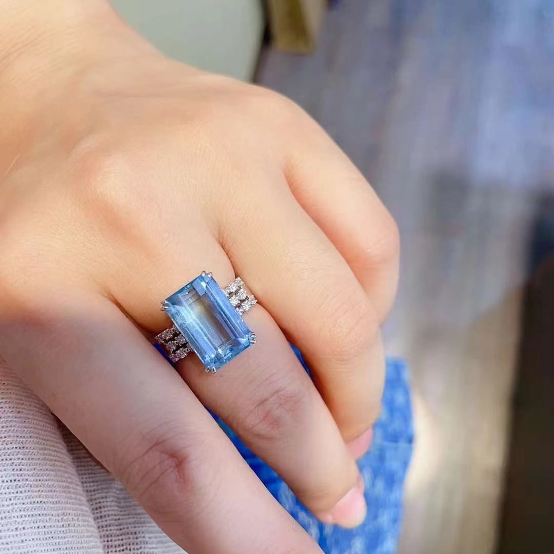 14k Gold 8.47 Ctw Natural Aquamarine & Diamond Ring - 5