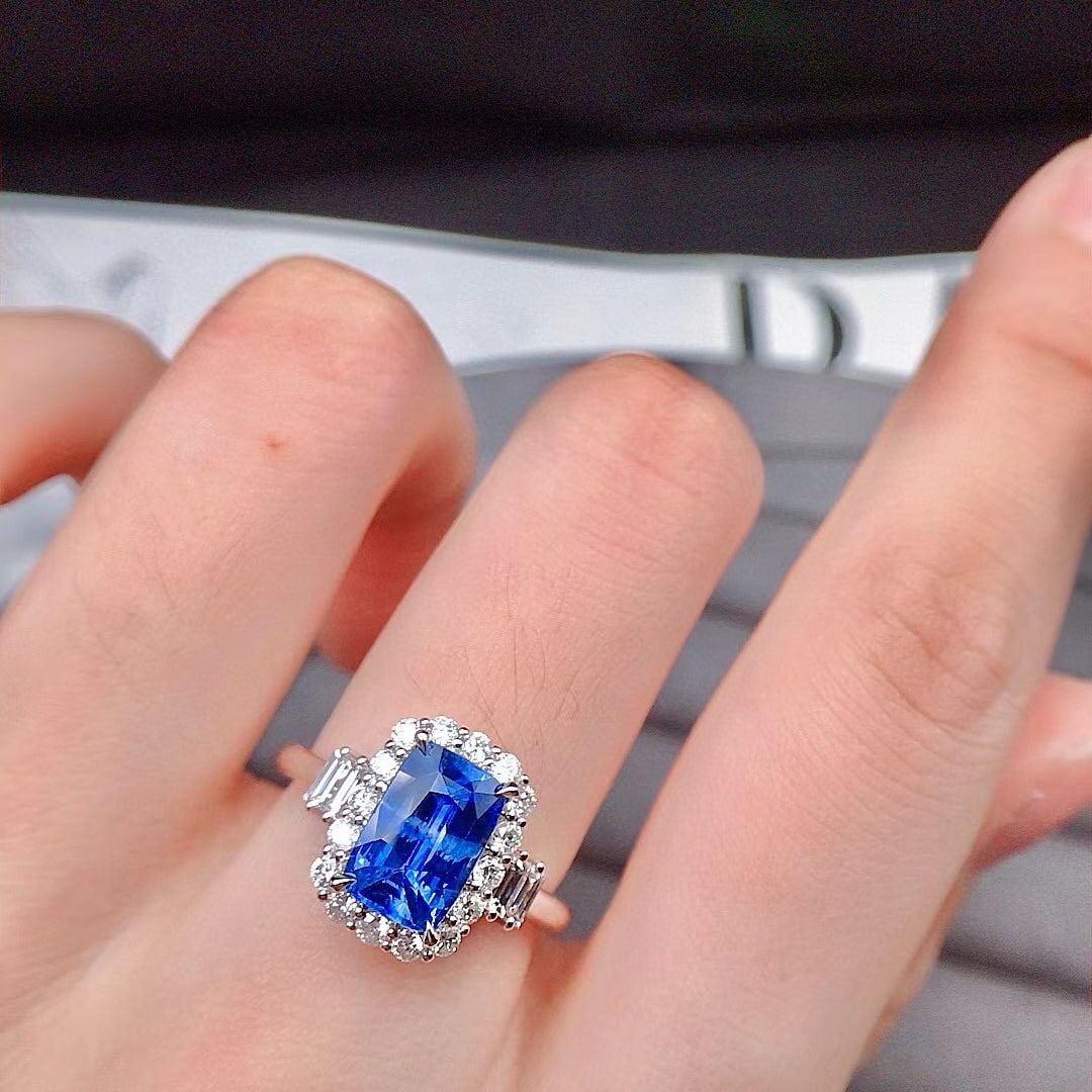 14k Gold 2.67 Ctw Natural Sapphire & Diamond Ring - 4