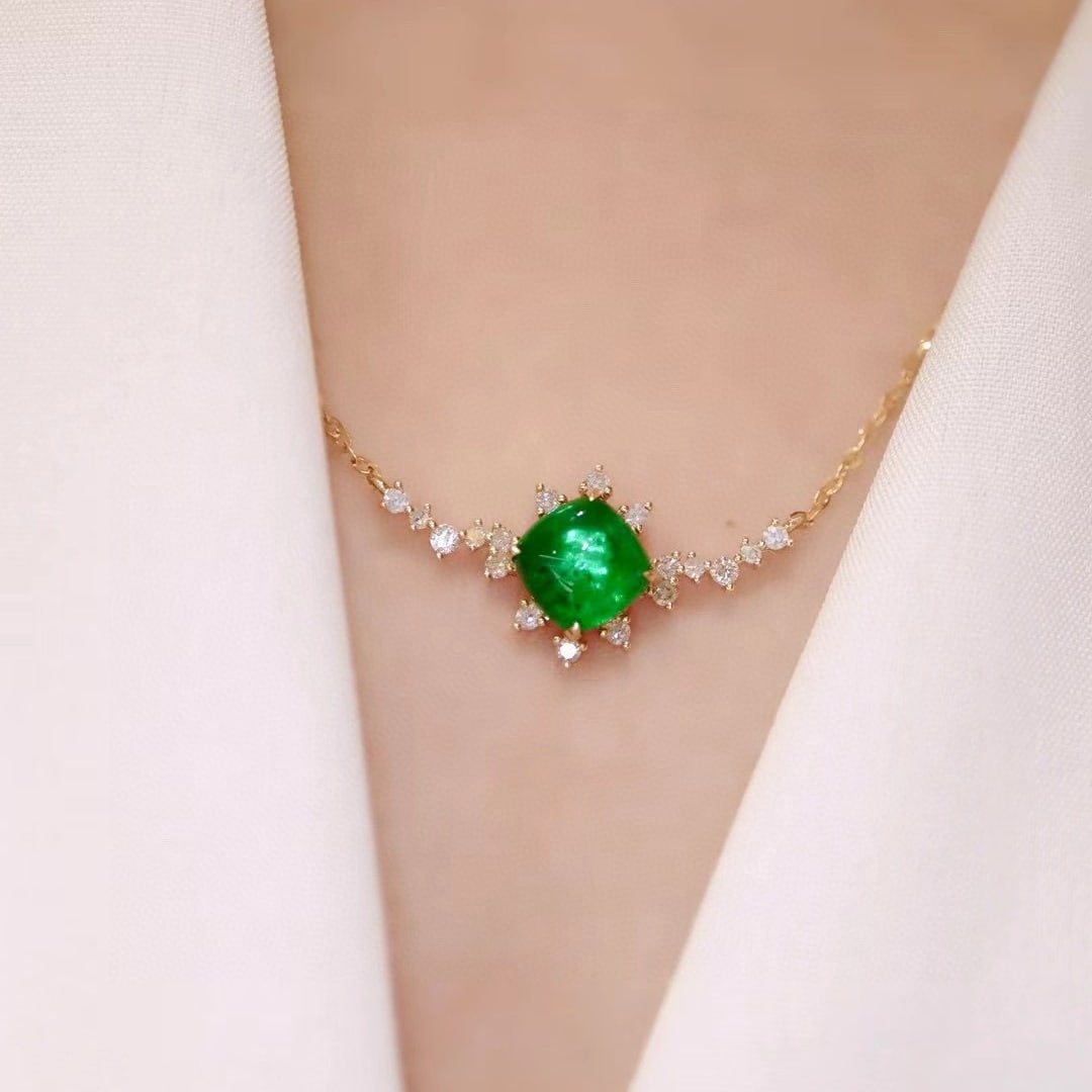 14k Gold 2.11 Ctw Vivid Green Natural Emerald & Diamond Necklace - 4