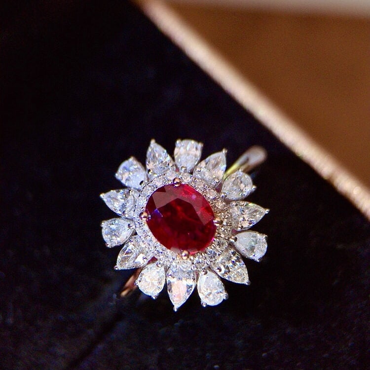 14k Gold 1.34 Ctw Natural Ruby & Diamond Ring - 4