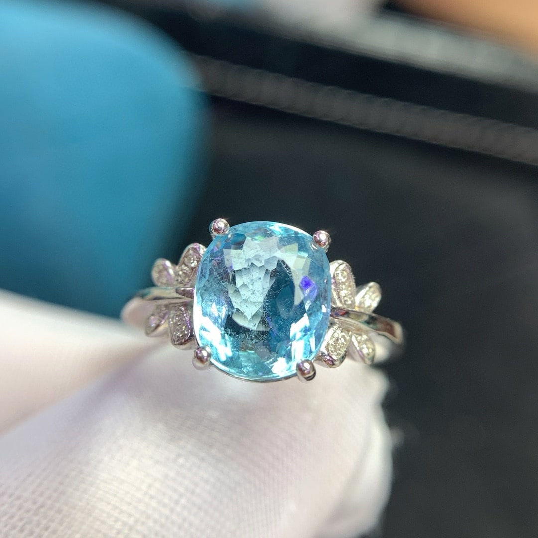 14k Gold 2.7 Ct Natural Aquamarine & Diamond Ring - 6