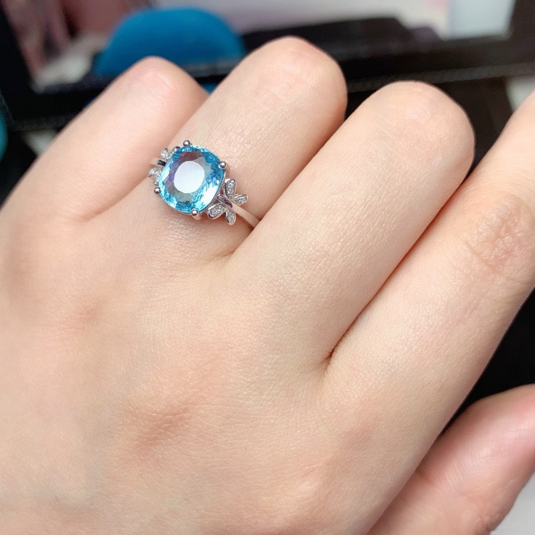 14k Gold 2.7 Ct Natural Aquamarine & Diamond Ring - 8