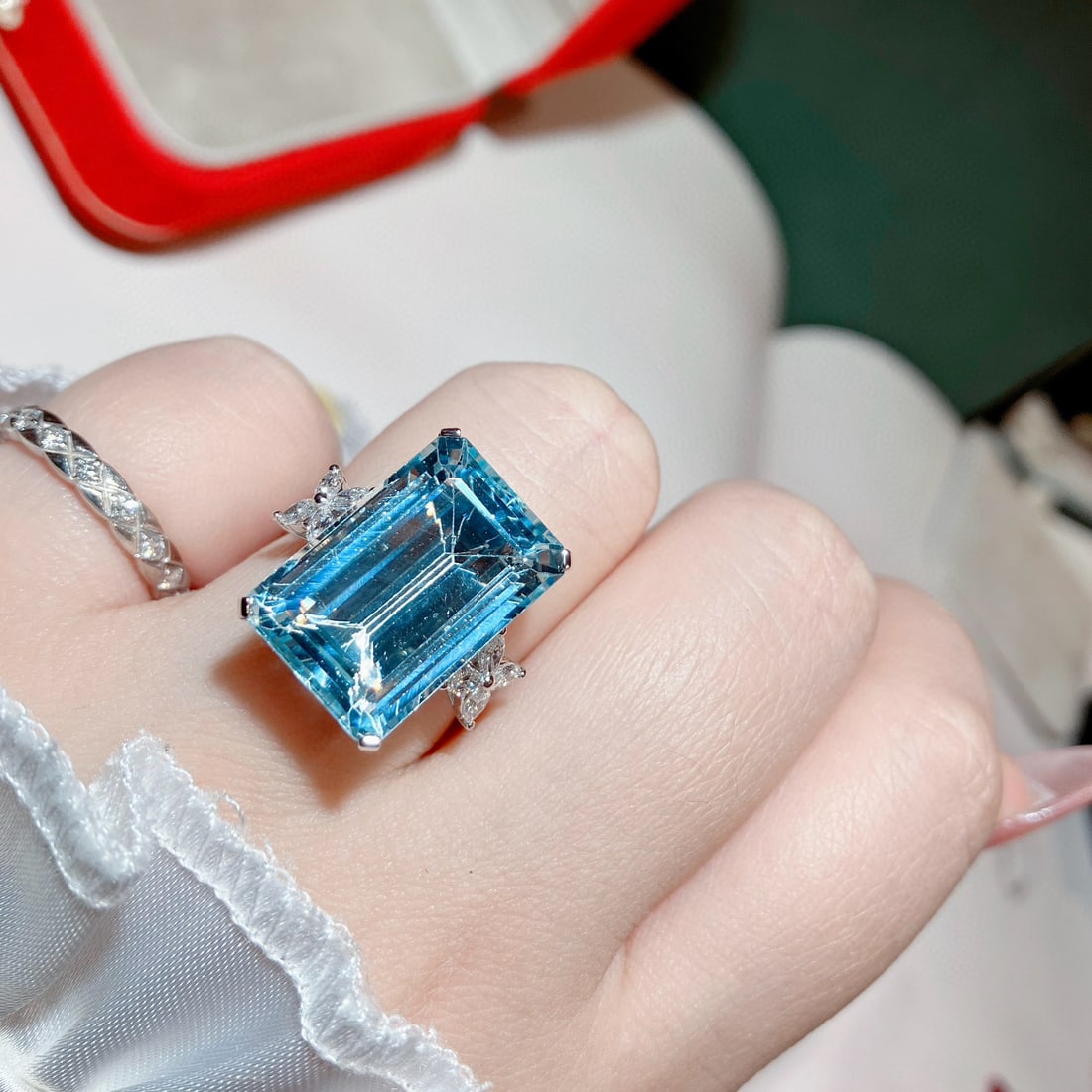 14k Gold 11.76 Ctw Natural Aquamarine & Diamond Ring - 6