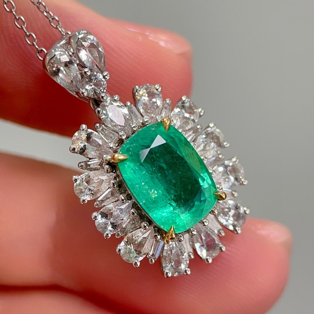 14k Gold 4.27 Ctw Natural Emerald & Sapphire Pendant( Without Chain ) - 5