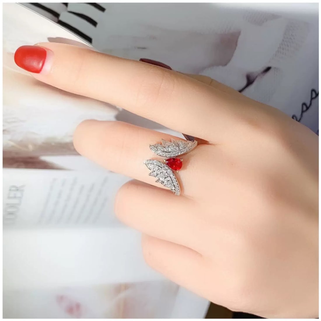 14k Gold 0.89 Ctw Natural Ruby & Diamond Ring - 4