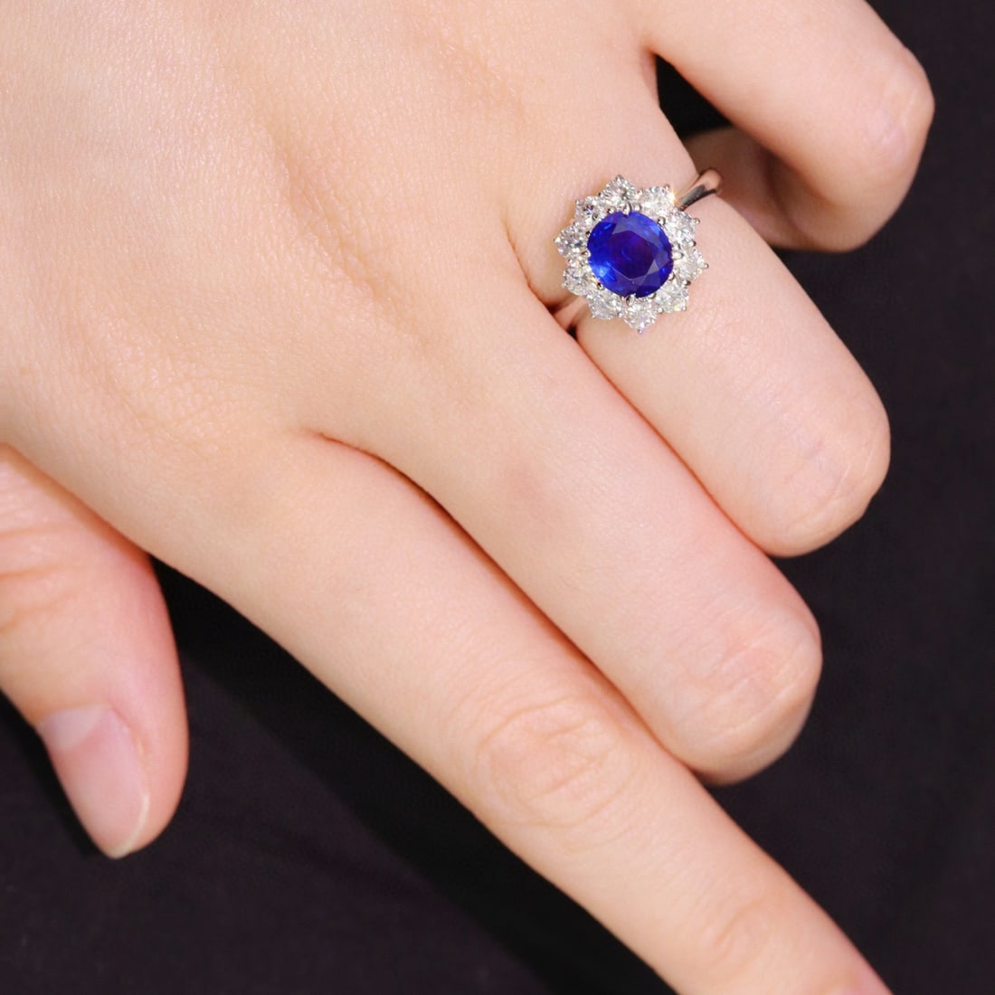 14k Gold 2.27 Ctw Natural Sapphire & Diamond Ring - 3