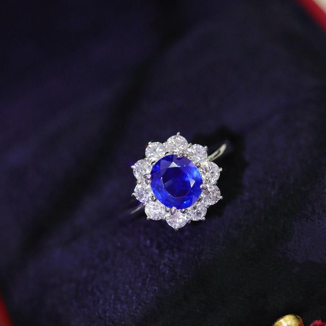 14k Gold 2.27 Ctw Natural Sapphire & Diamond Ring - 4