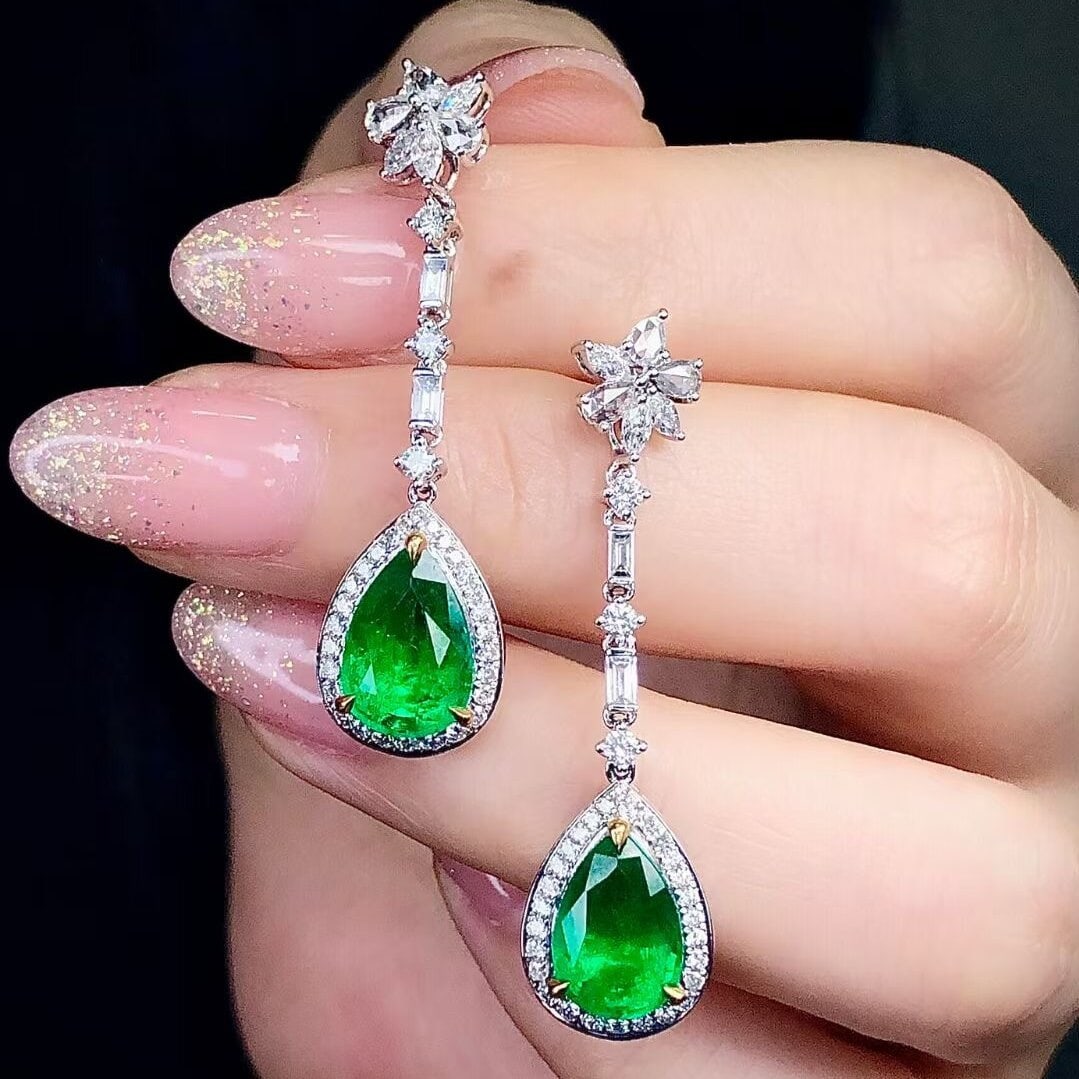 14k Gold 5.92 Ctw Vivid Green Natural Emerald & Diamond Earrings - 4