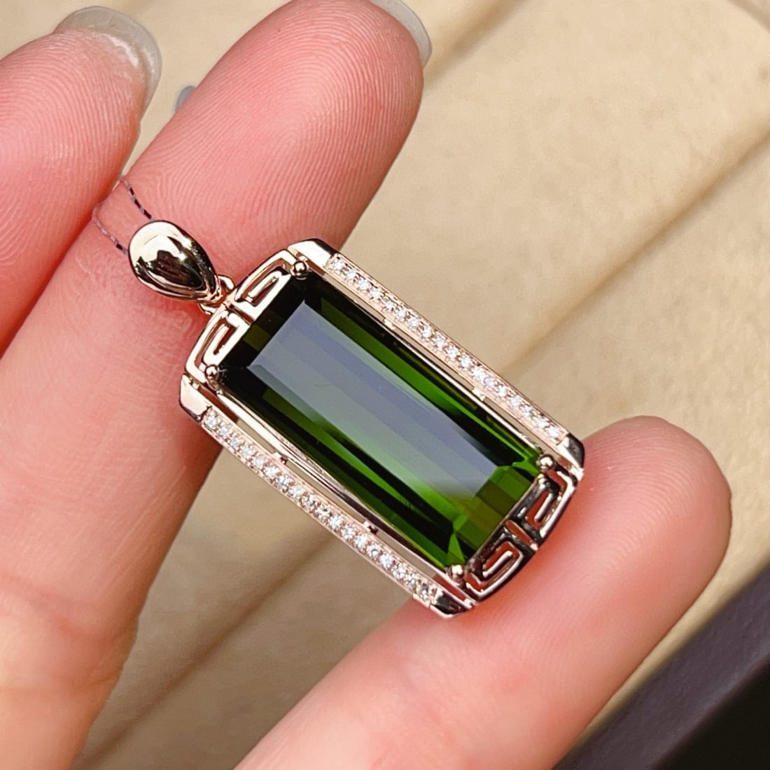 14k Gold 8.56 Ctw Natural Tourmaline & Diamond Pendant( Without Chain ) - 4