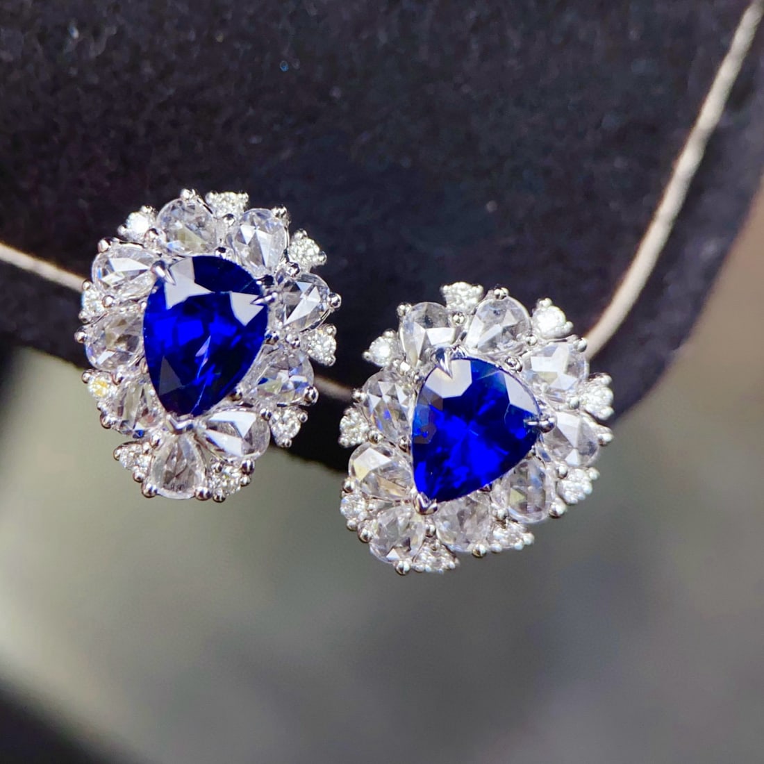 14k Gold 2.83 Ctw Natural Sapphire & Diamond Earrings - 2