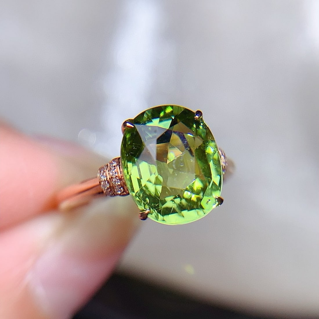 14k Gold 3.60 Ct Natural Tourmaline & Diamond Ring: Ref:230942110 // gold content:14k gold // ring size:7. 25us // // main gemstone:tourmaline // shape:oval // carat weight:3. 60ct // color:green // treatment:natural // // adjacent gemstone 2 : diamond