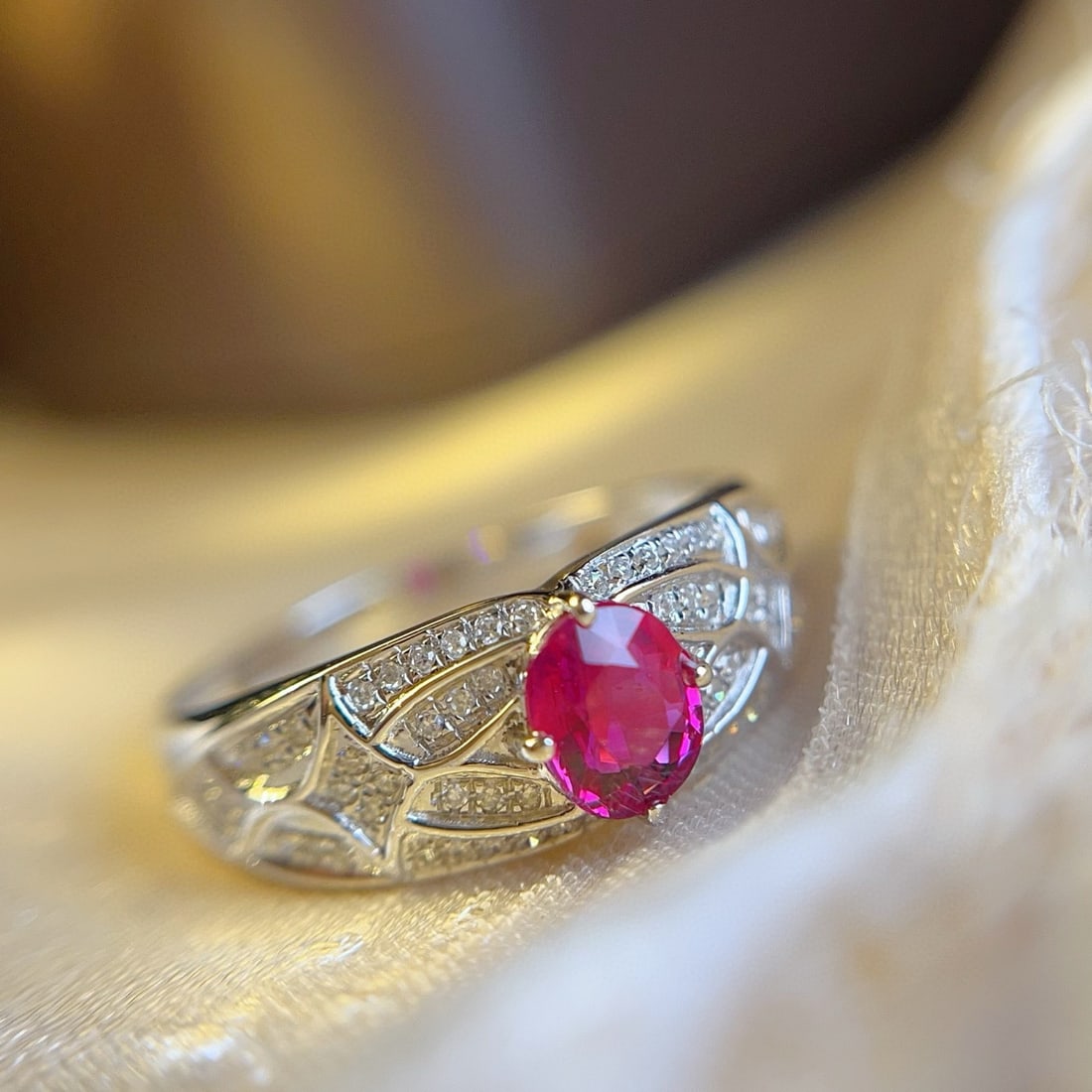 14k Gold 0.68 Ct Natural Ruby & Diamond Ring - 3