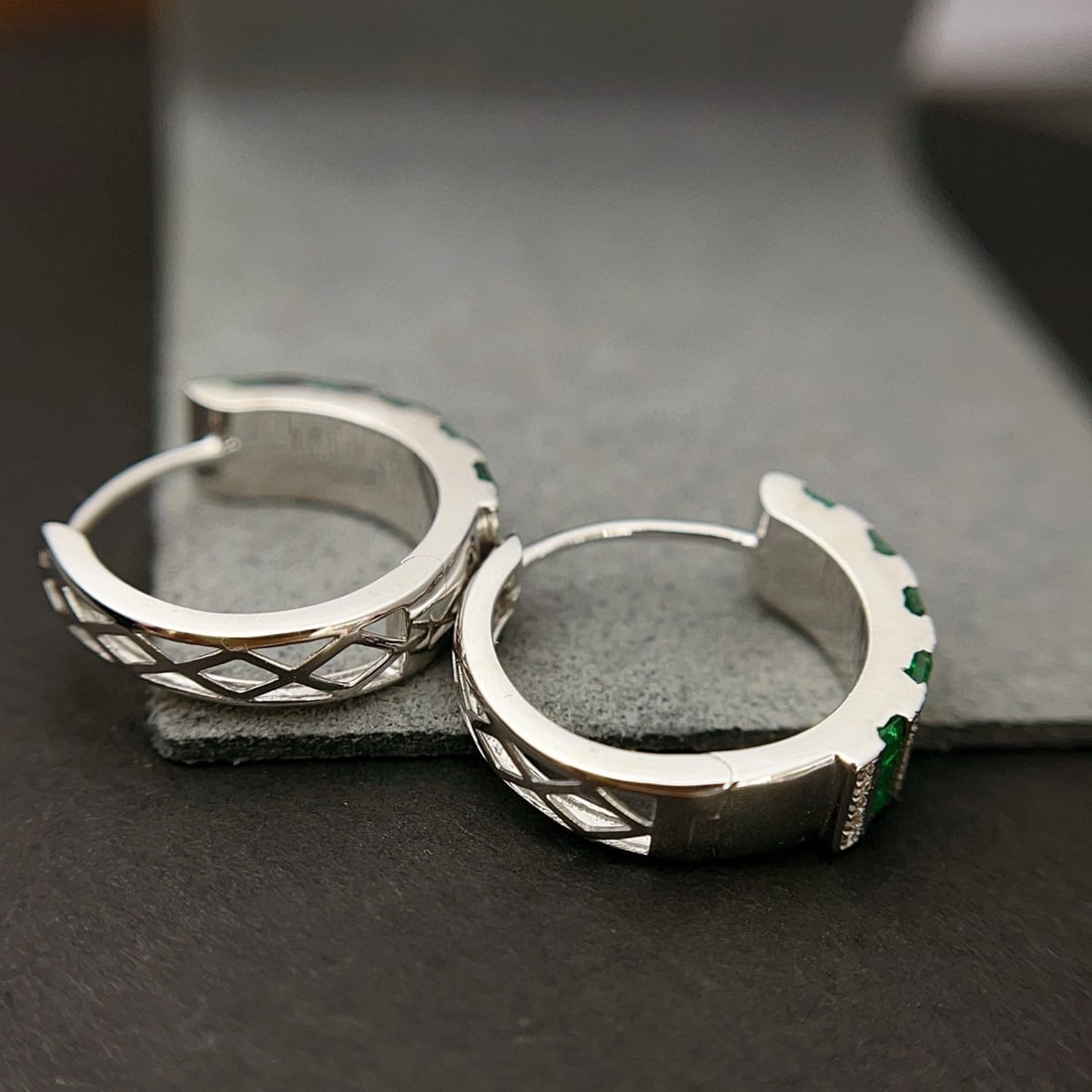 14k Gold 1.30 Ct Natural Emerald & Diamond Earrings - 6