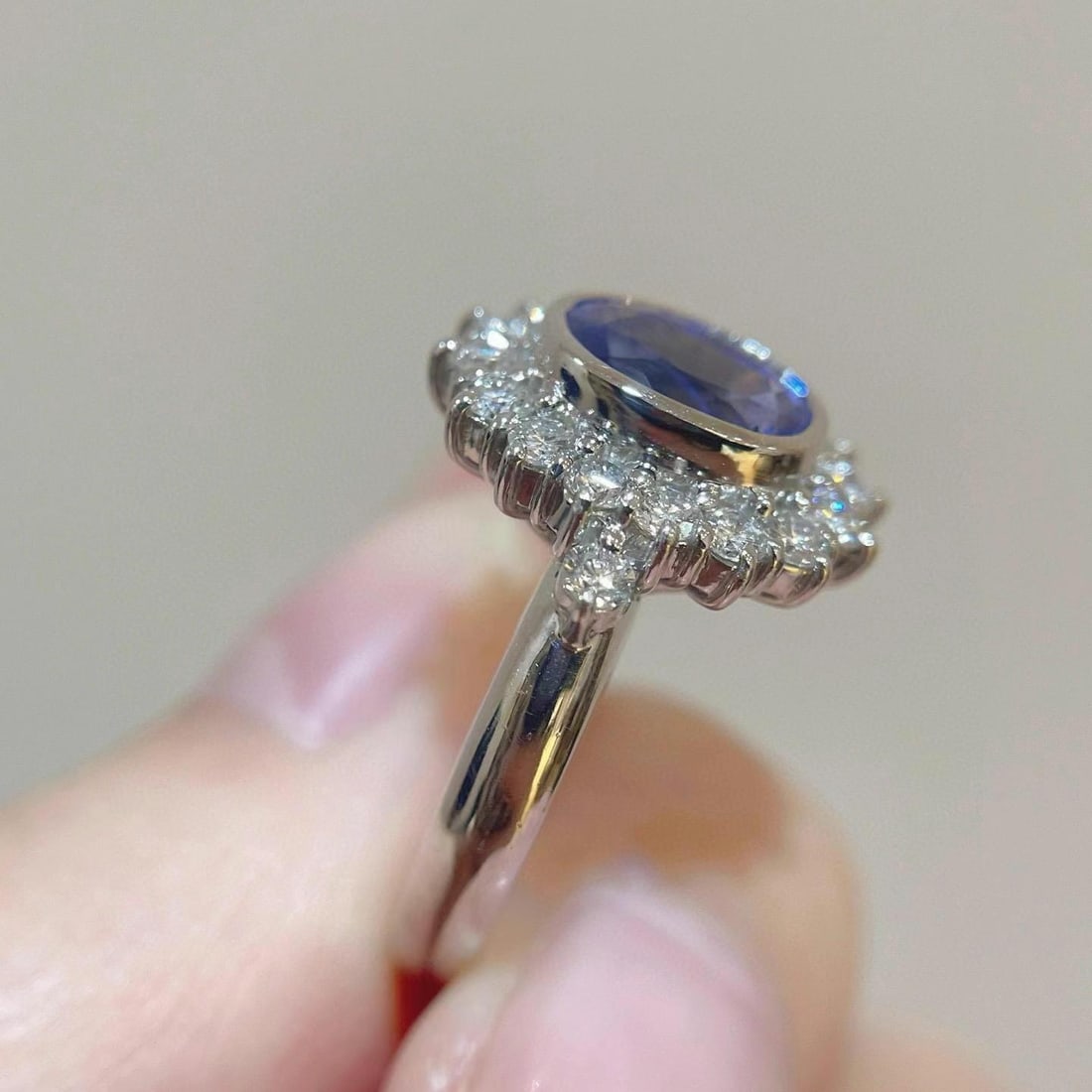 14k Gold 3.23 Ctw Natural Sapphire & Diamond Ring - 4