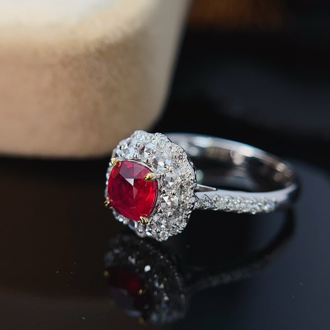 14k Gold 1.53 Ctw Natural Ruby & Diamond Ring - 5