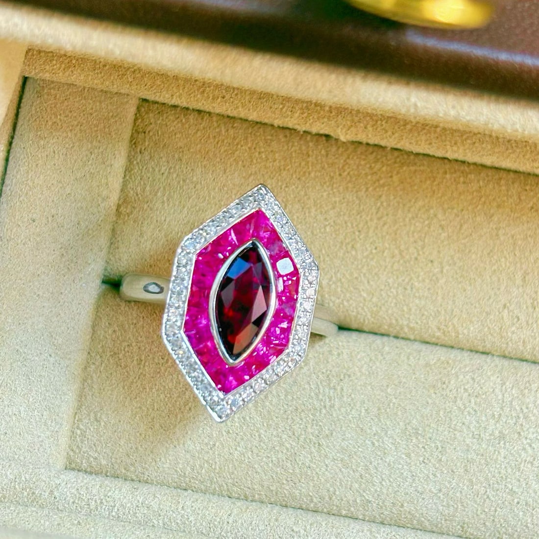 14k Gold 1.20 Ctw Natural Ruby & Diamond Ring: Ref:230942184 // gold content:14k gold // ring size:7. 25us // // main gemstone:ruby // shape:marquise // carat weight:1. 04ct // color:pigeonblood red // treatment:natural // // adjacent gemstone 2 :