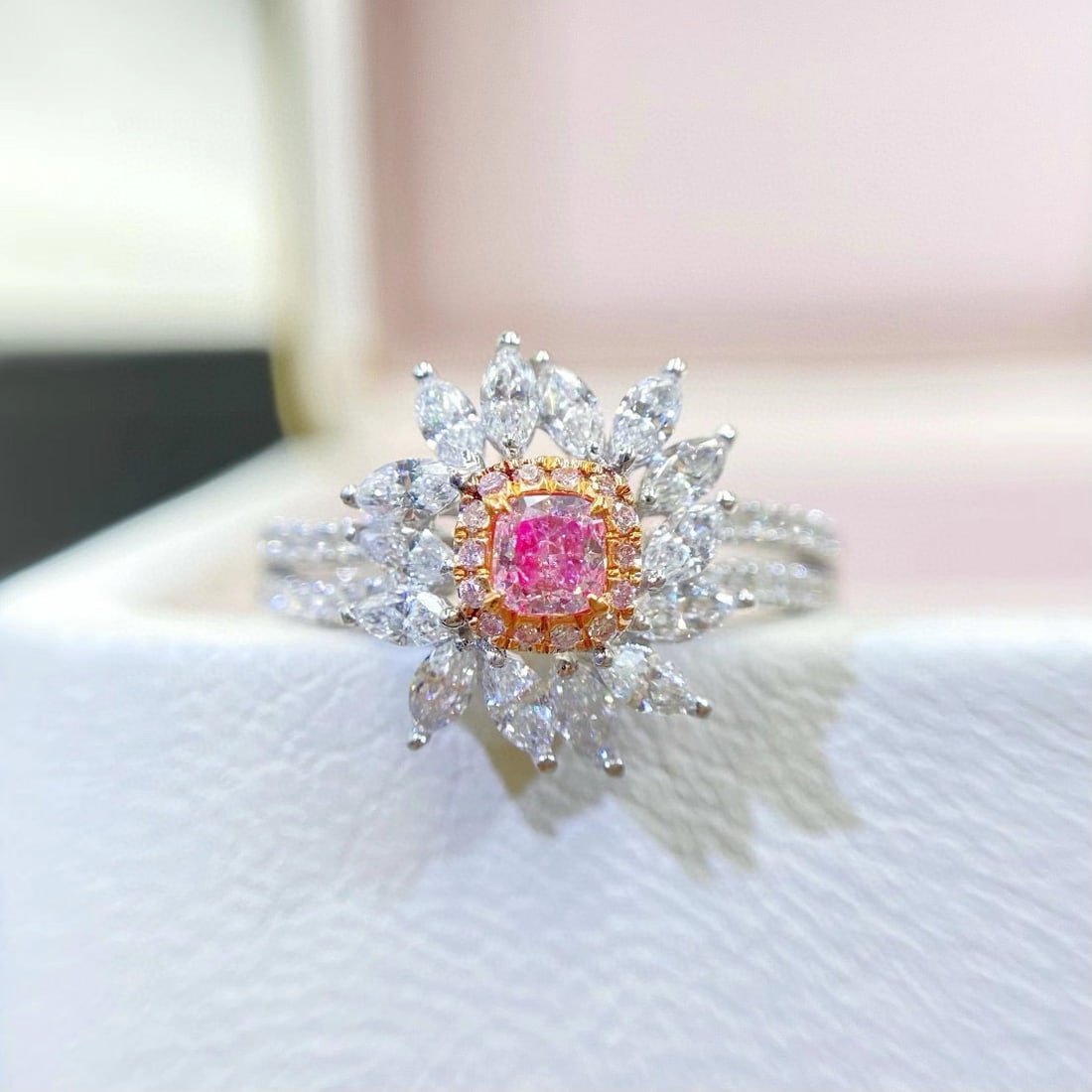 14k Gold 0.86 Ctw Natural Pink Diamond & Diamond Ring: Ref:230942194 // gold content:14k gold // ring size:7. 25us // // main gemstone:pink diamond // shape:cushion // carat weight:0. 15ct // color:pink // treatment:natural // // adjacent gemstone 2 : dia