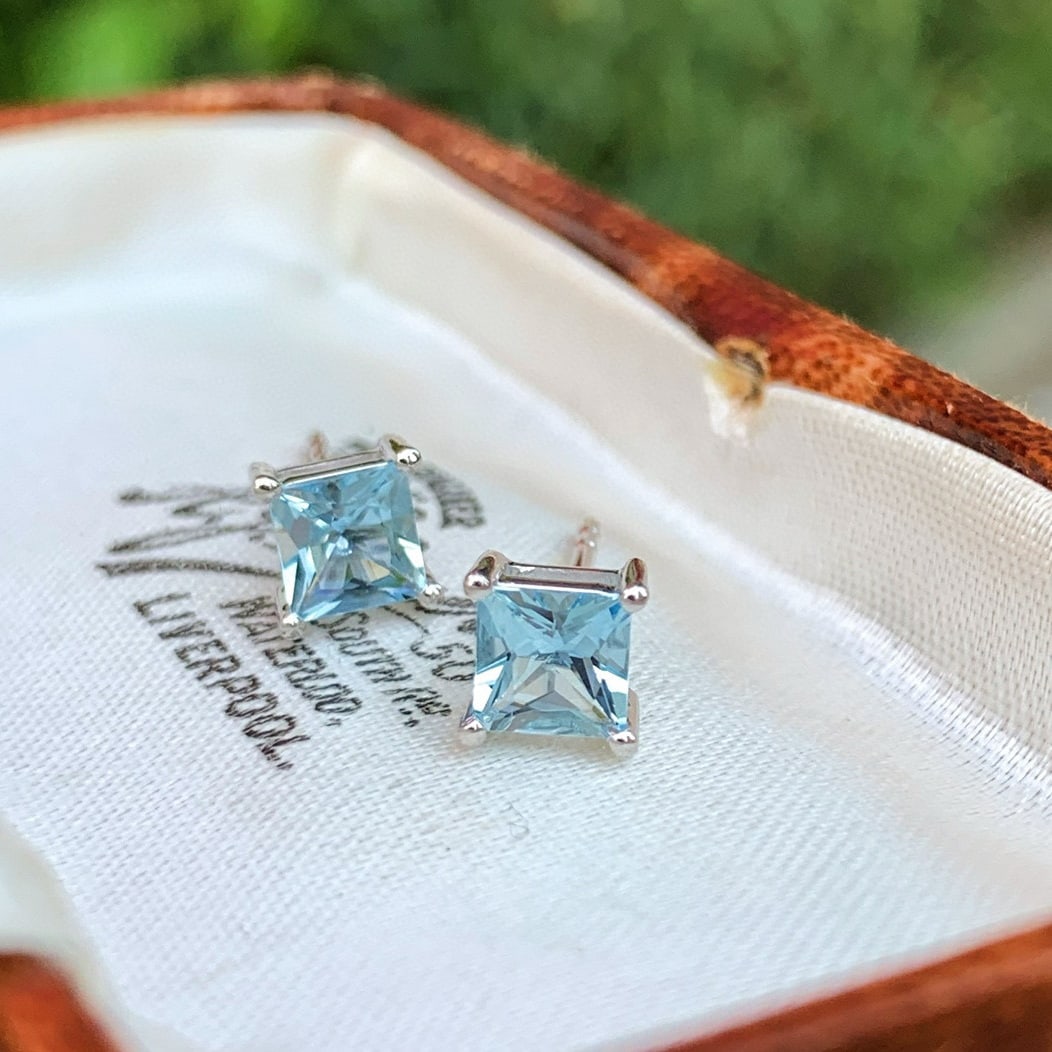 14k Gold 0.7 Ct Natural Aquamarine Earrings - 6