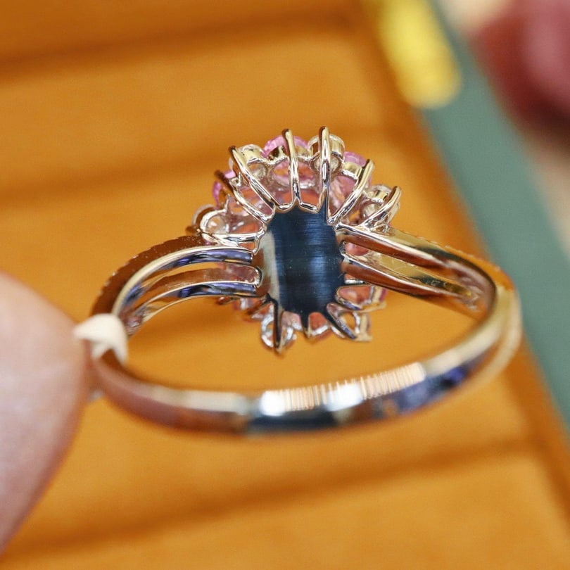 14k Gold 1.87 Ctw Natural Padparadscha Sapphire & Diamond Ring - 4