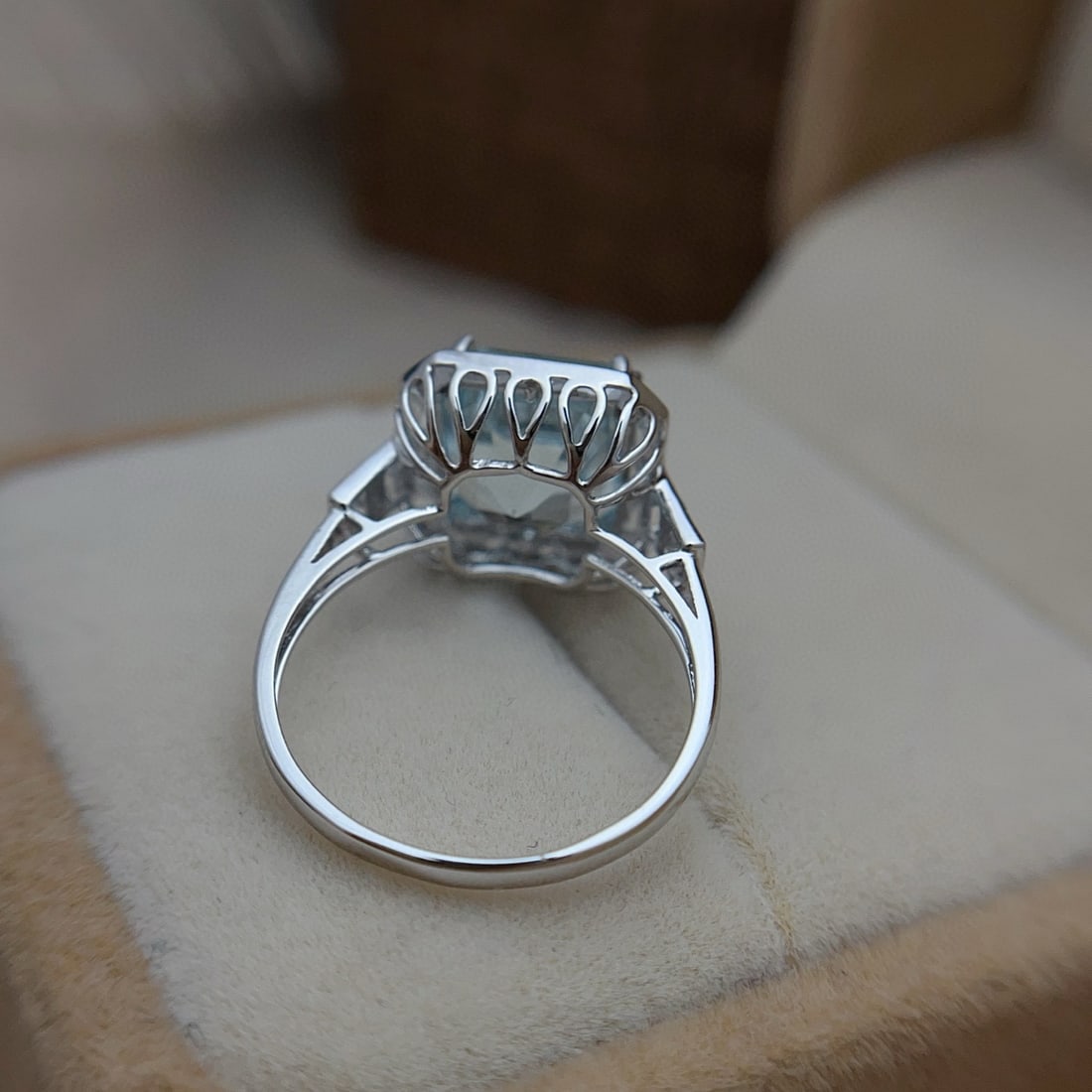 14k Gold 4.05 Ct Natural Aquamarine & Sapphire Ring - 4