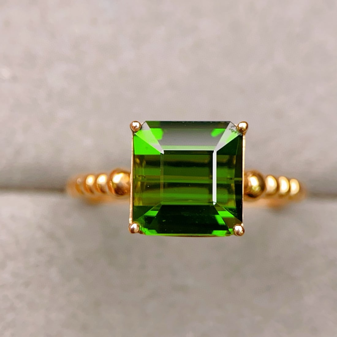14k Gold 3.3 Ct Natural Tourmaline Ring: Ref:230942273 // gold content:14k gold // ring size:7. 25us // // main gemstone:tourmaline // shape:octagonal // carat weight:3. 3ct // color:green // treatment:natural // Condition: NewLow